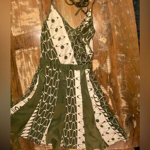 Valija Gitana Anthropologie Chic Olive White halter sleeveless Mini sun Dress XS